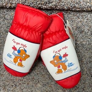 Care Bears Deadstock 1985 retro red mittens NEW